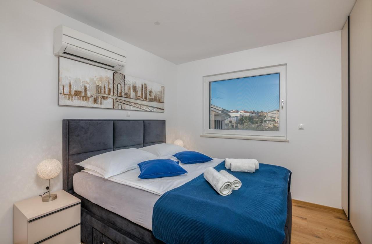 Apartments Elle Luxury Vantacici Malinska Ngoại thất bức ảnh