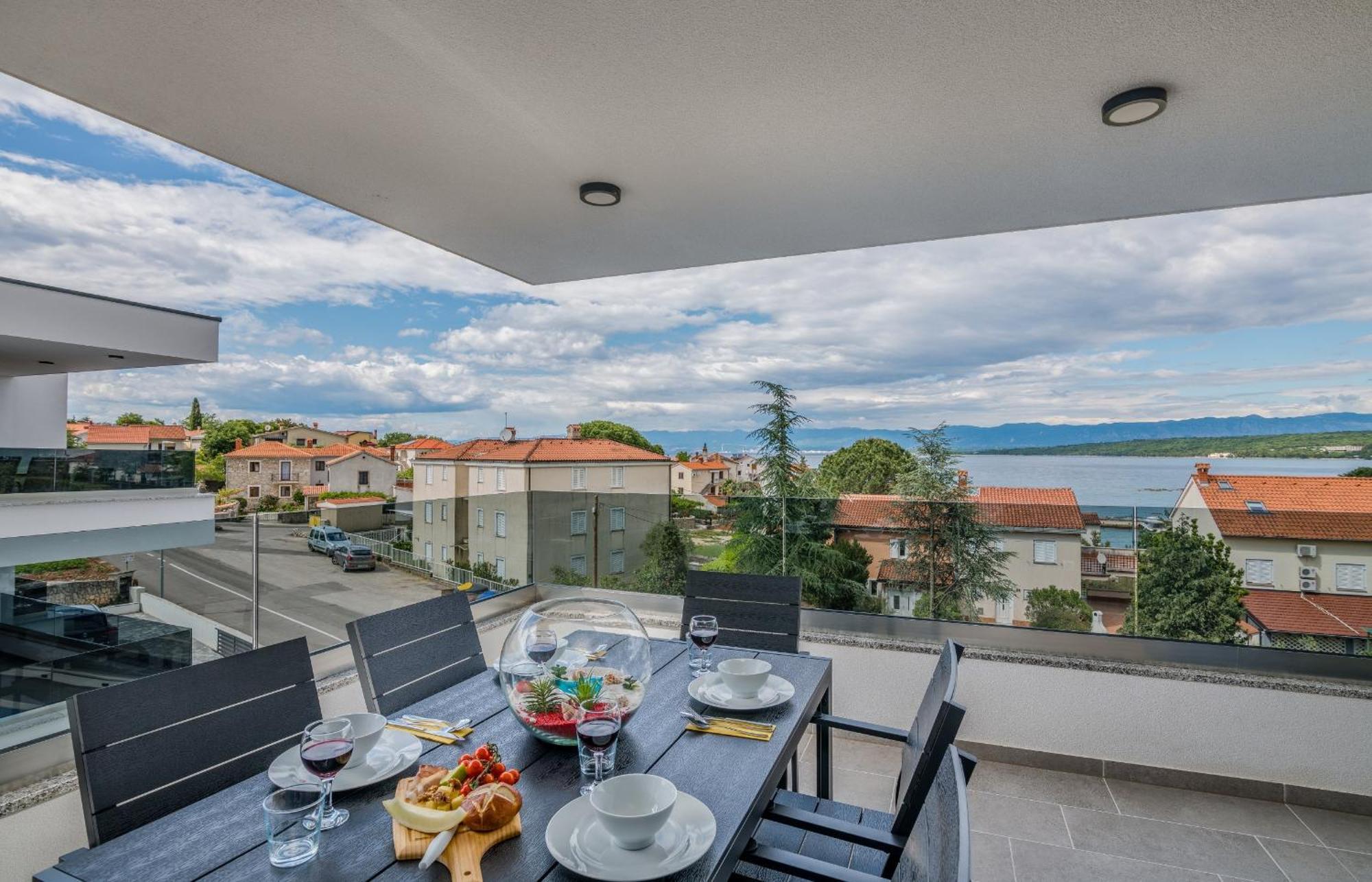 Apartments Elle Luxury Vantacici Malinska Phòng bức ảnh